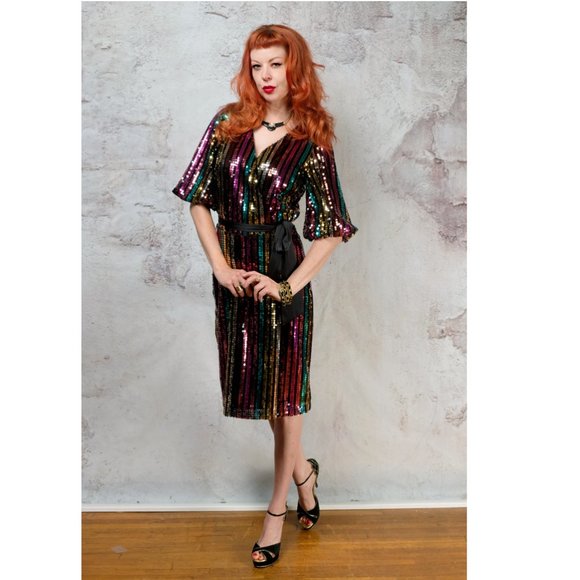 1990s does 1970s sequenced midi faux wrap dress - Picture 3 of 4